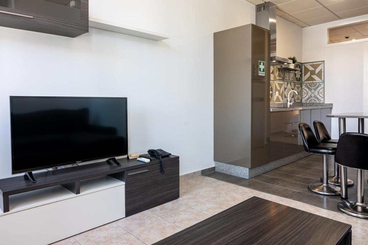 Salobreña Apartamentos Avenida Tropical By Bossh! Apartments מראה חיצוני תמונה