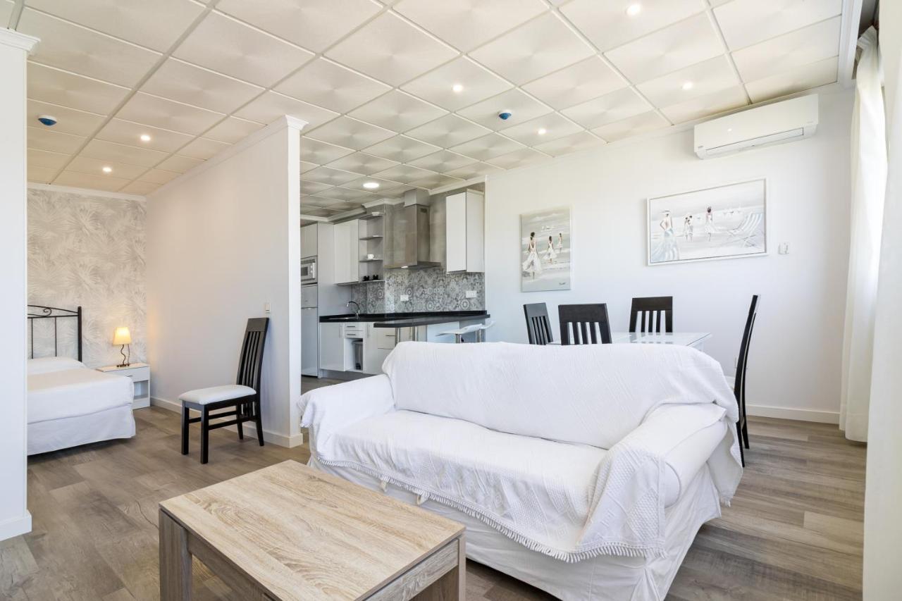 Salobreña Apartamentos Avenida Tropical By Bossh! Apartments מראה חיצוני תמונה
