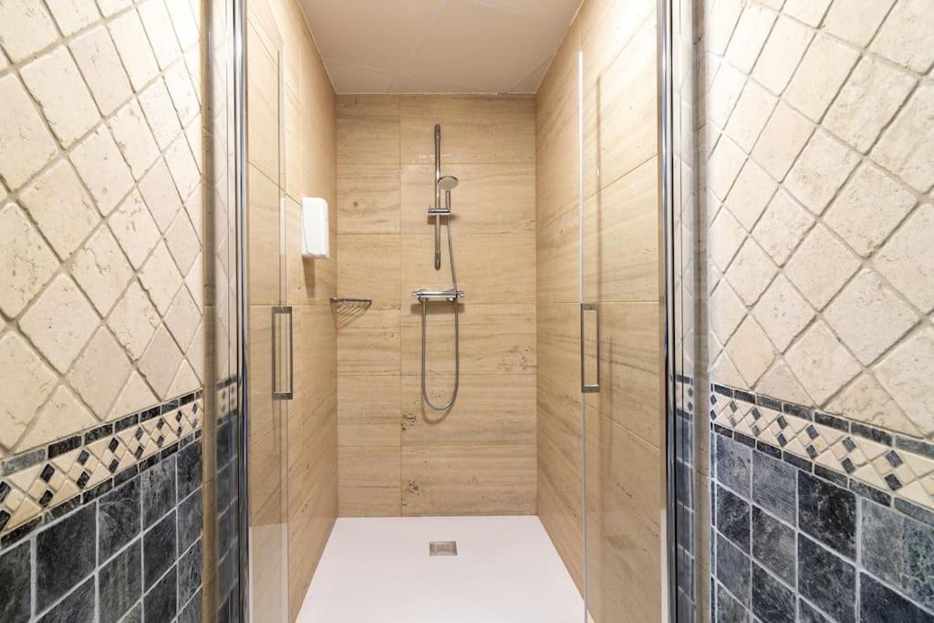 Salobreña Apartamentos Avenida Tropical By Bossh! Apartments מראה חיצוני תמונה