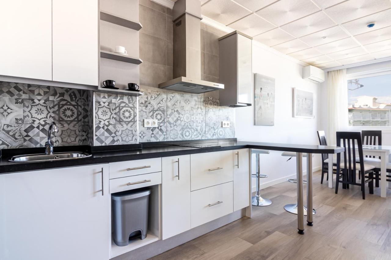 Salobreña Apartamentos Avenida Tropical By Bossh! Apartments מראה חיצוני תמונה