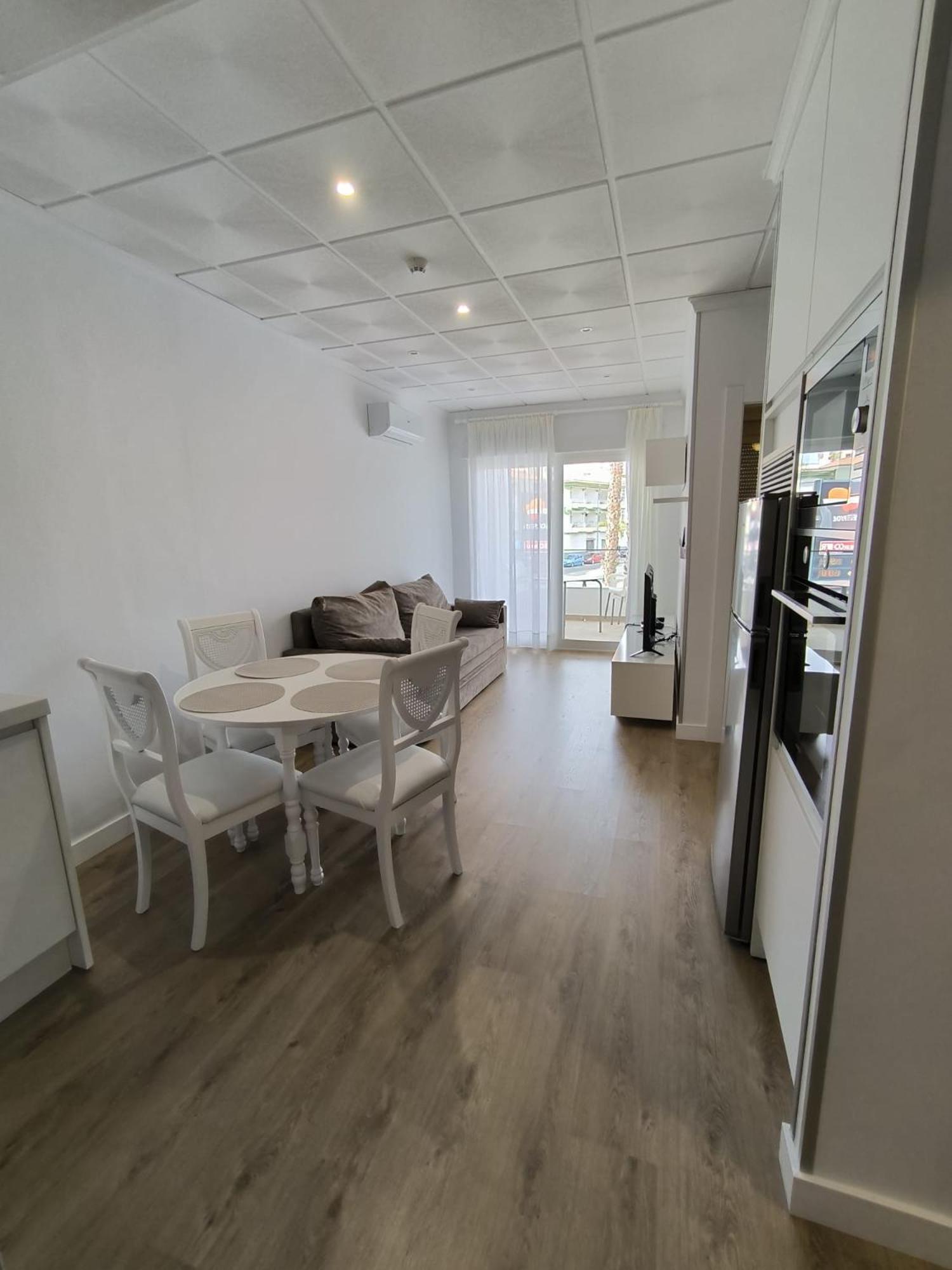 Salobreña Apartamentos Avenida Tropical By Bossh! Apartments מראה חיצוני תמונה