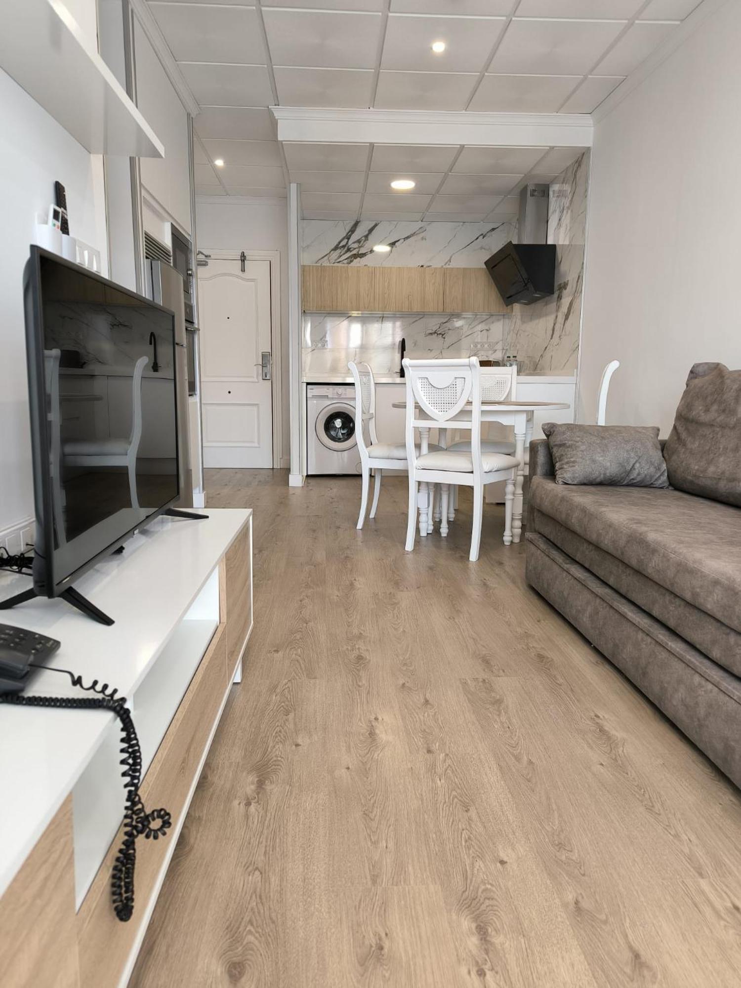 Salobreña Apartamentos Avenida Tropical By Bossh! Apartments מראה חיצוני תמונה